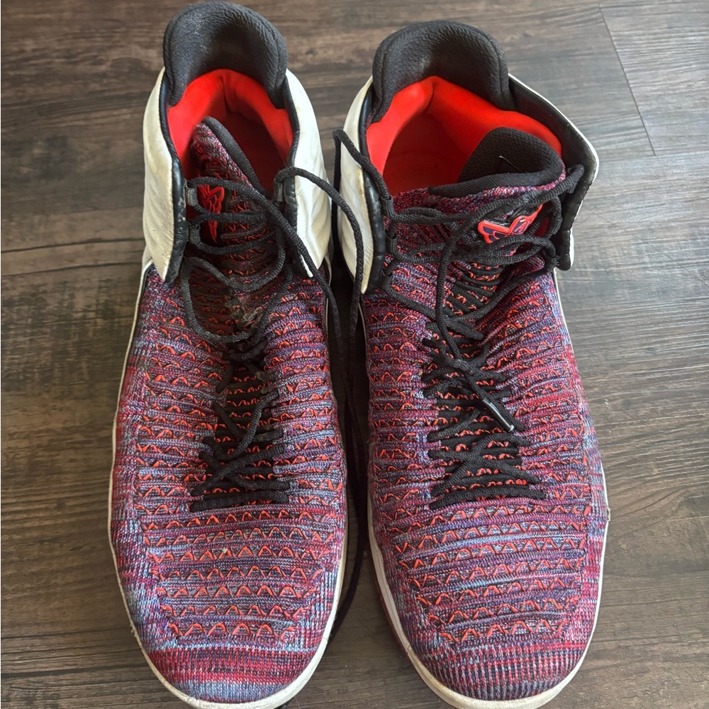Nike Finale 32 Men's Size 13